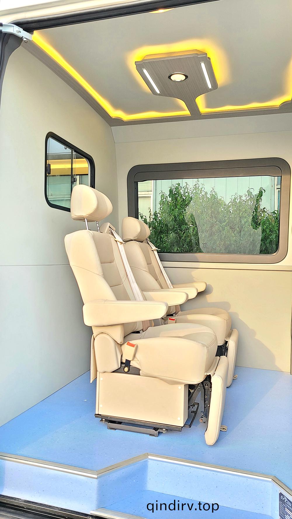 食(shi)品檢(jian)測車