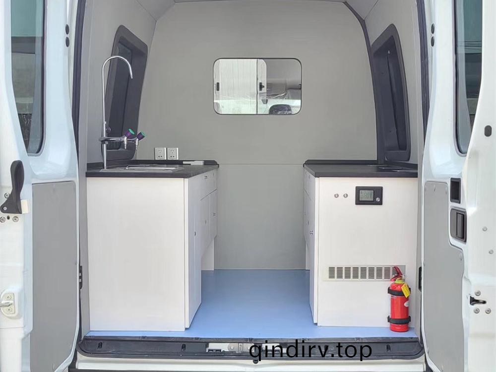 環(huan)境監(jian)測(ce)車